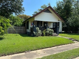 Plus de détails pour 620 N 5th St, Silsbee, TX - Local d’activités à vendre