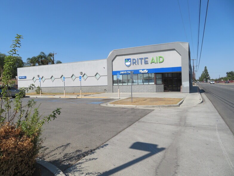 1425 S H St, Bakersfield, CA à vendre - Photo de l’immeuble – Image 2 sur 9