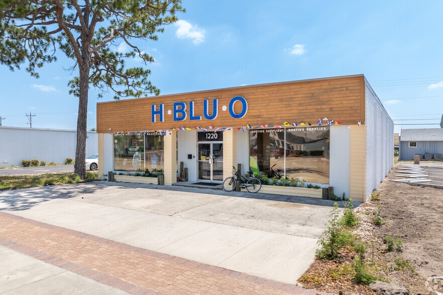 1220 Lafayette St, Cape Coral, FL à louer - Photo de l’immeuble – Image 2 sur 21