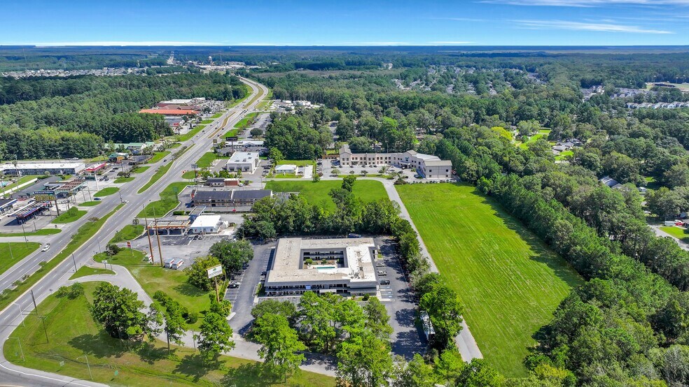 4071 US 17, Richmond Hill, GA à vendre - Photo de l’immeuble – Image 2 sur 33