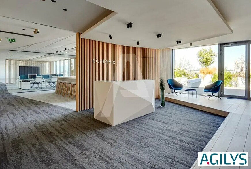 Bureau dans Massy à louer - Photo de l’immeuble – Image 3 sur 10