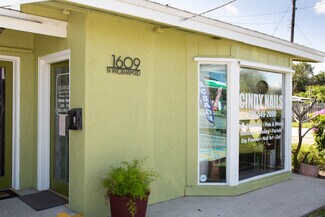 Plus de détails pour 1609 N Wickham Rd, Melbourne, FL - Local commercial à louer
