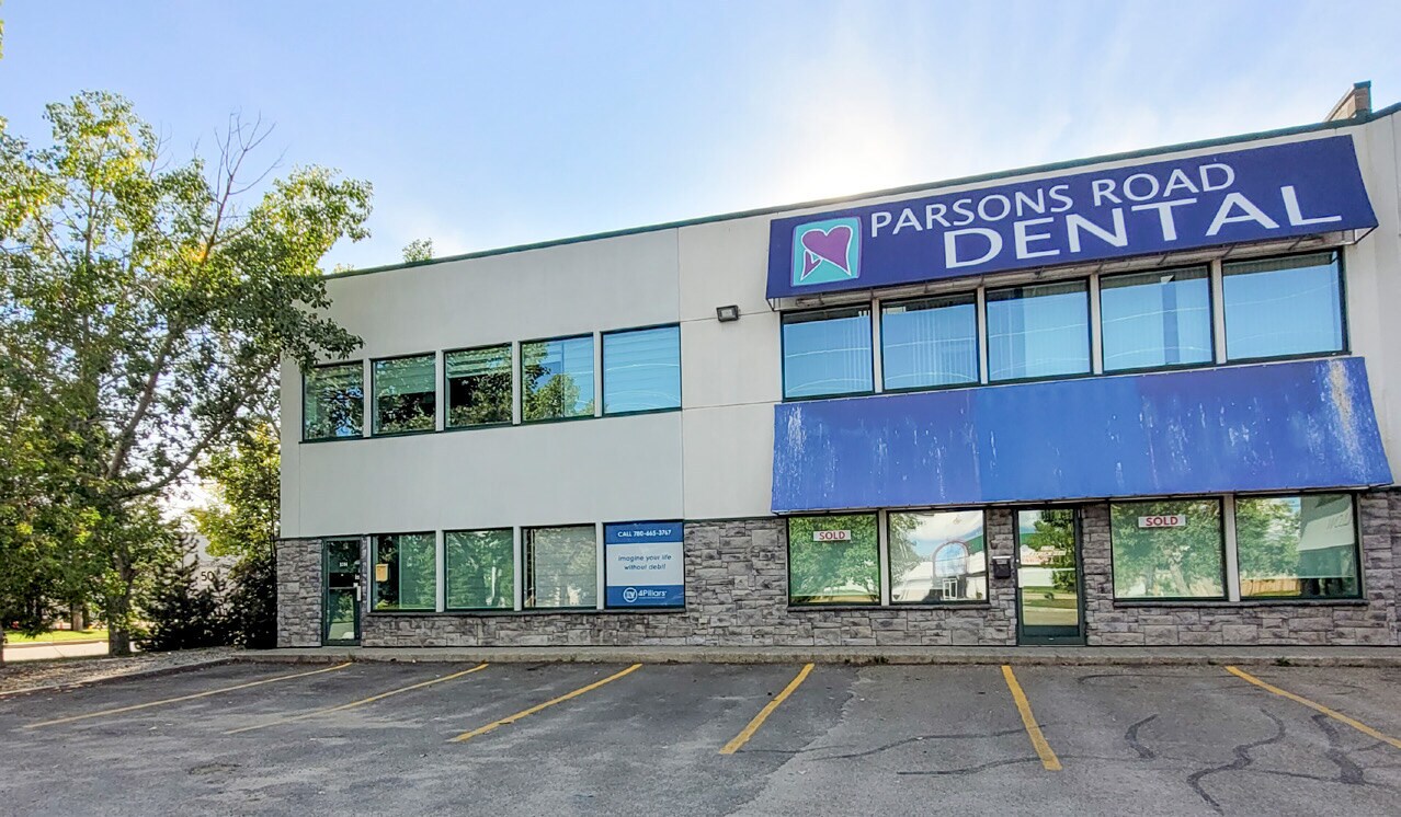 3204-3224 Parsons Rd NW, Edmonton, AB à louer Photo de l’immeuble– Image 1 sur 18