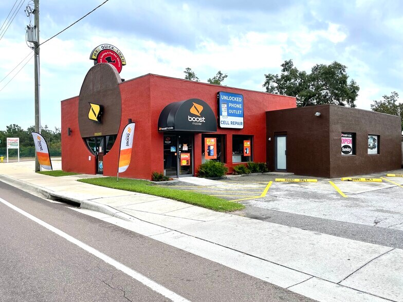 11923 E Dr Martin Luther King Jr Blvd, Seffner, FL à louer - Photo de l’immeuble – Image 3 sur 7