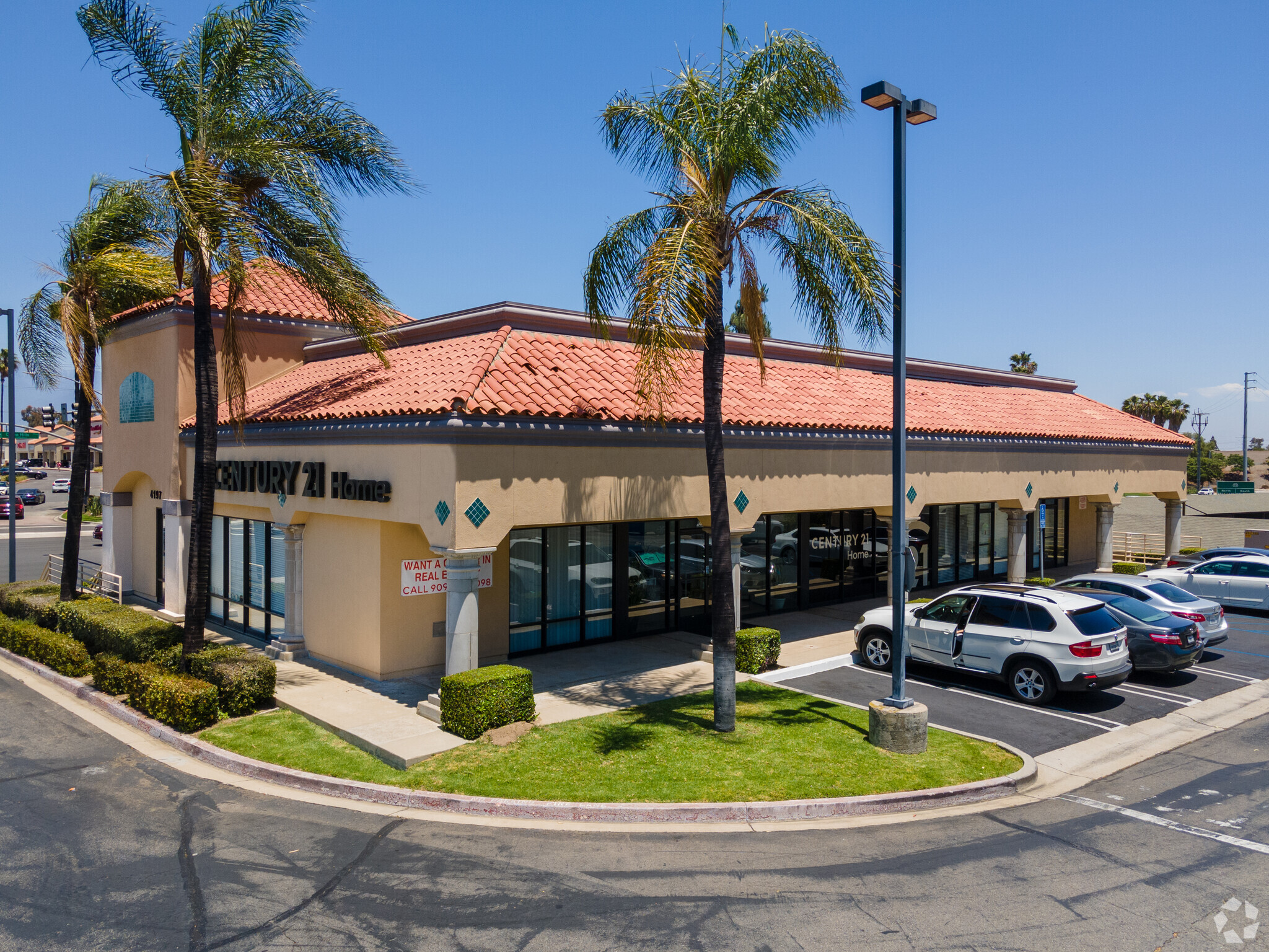 4197 Chino Hills Pky, Chino Hills, CA à louer Photo principale– Image 1 sur 6