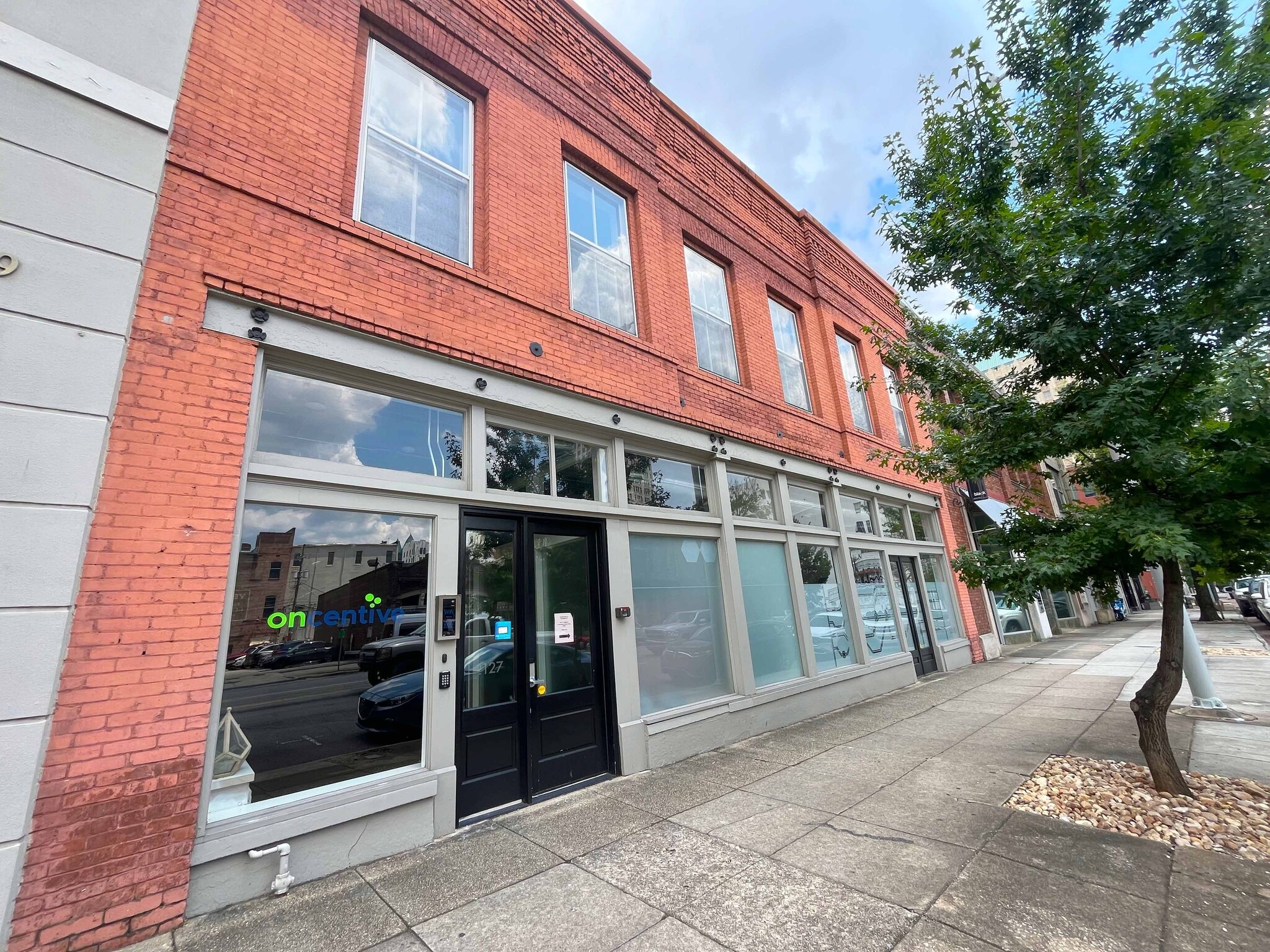 2127 1st Ave N, Birmingham, AL à vendre Photo principale– Image 1 sur 16