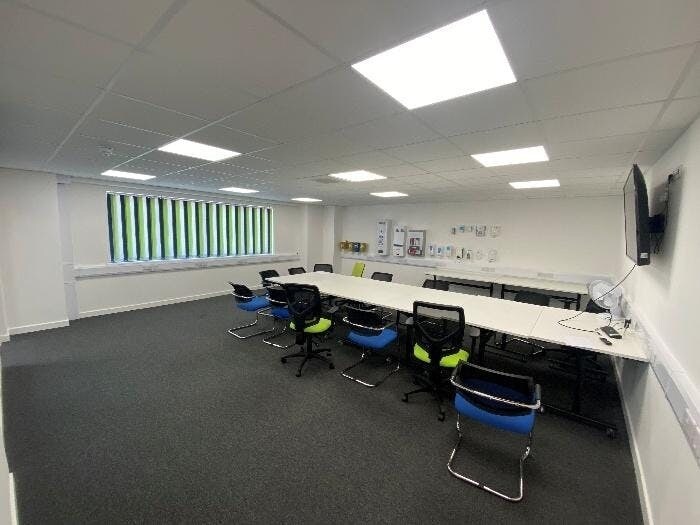 Woodlands Ln, Bradley Stoke à louer - Photo de l’immeuble – Image 2 sur 3