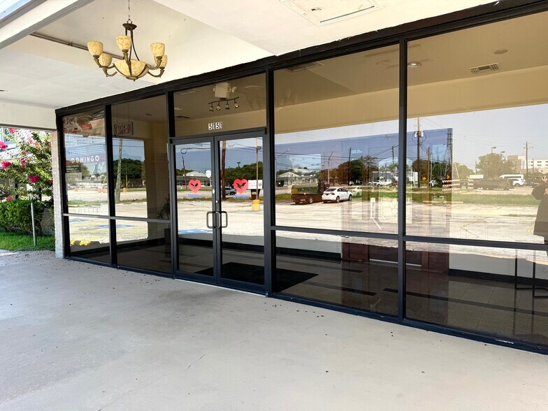 5151 Avenue H, Rosenberg, TX à vendre - Photo de l’immeuble – Image 3 sur 14