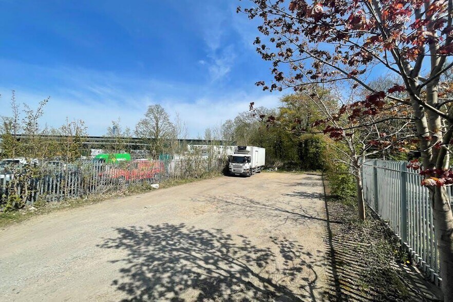 Tolpits Ln, Watford à louer - Photo de l’immeuble – Image 2 sur 4