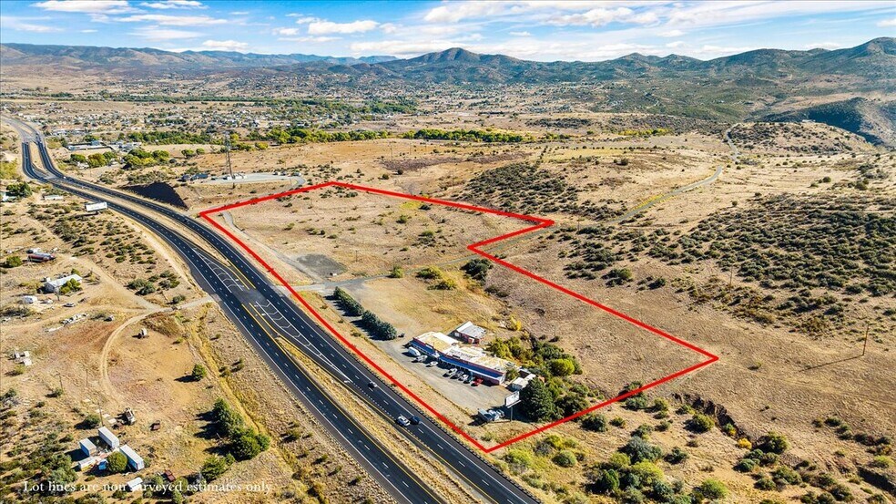 3457 S. State Route Highway 69, Dewey, AZ à vendre - Photo principale – Image 1 sur 14