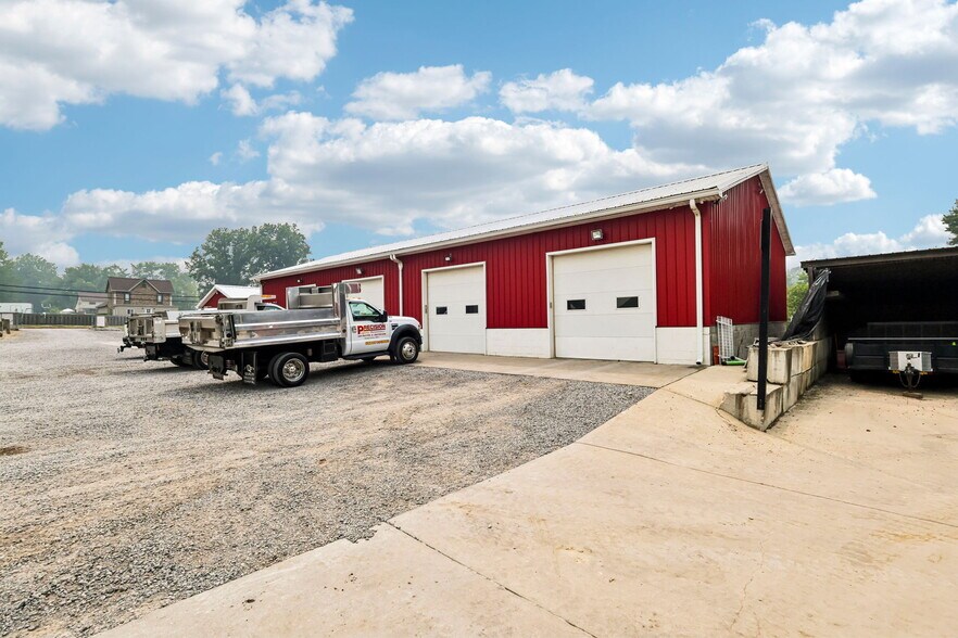 3220 McCartney Rd, Youngstown, OH à vendre - Photo de l’immeuble – Image 3 sur 55