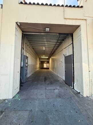 Plus de détails pour 2414 San Bruno Ave, San Francisco, CA - Industriel/Logistique à louer