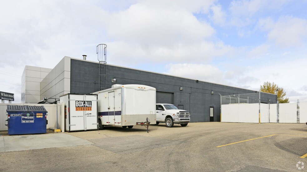 4253 97th St NW, Edmonton, AB à vendre - Photo de l’immeuble – Image 2 sur 4
