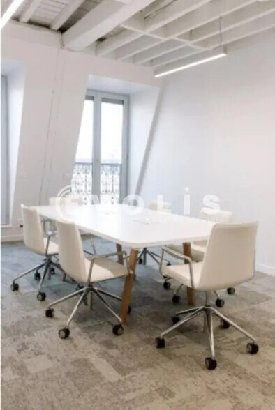Bureau dans Paris à louer - Photo de l’immeuble – Image 2 sur 10