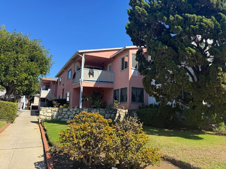 3714 Corinth Ave, Los Angeles, CA à vendre - Photo de l’immeuble – Image 1 sur 5