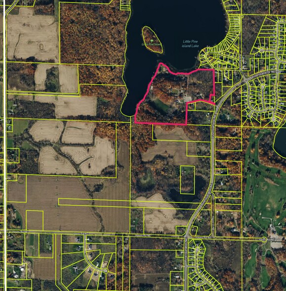 500 Willow Walk Cir NE, Comstock Park, MI à vendre - Aérien – Image 2 sur 7