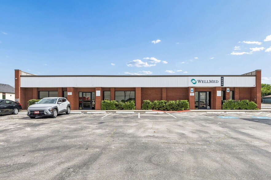 8030 Camp Bowie West Blvd, Fort Worth, TX à vendre - Photo de l’immeuble – Image 1 sur 14