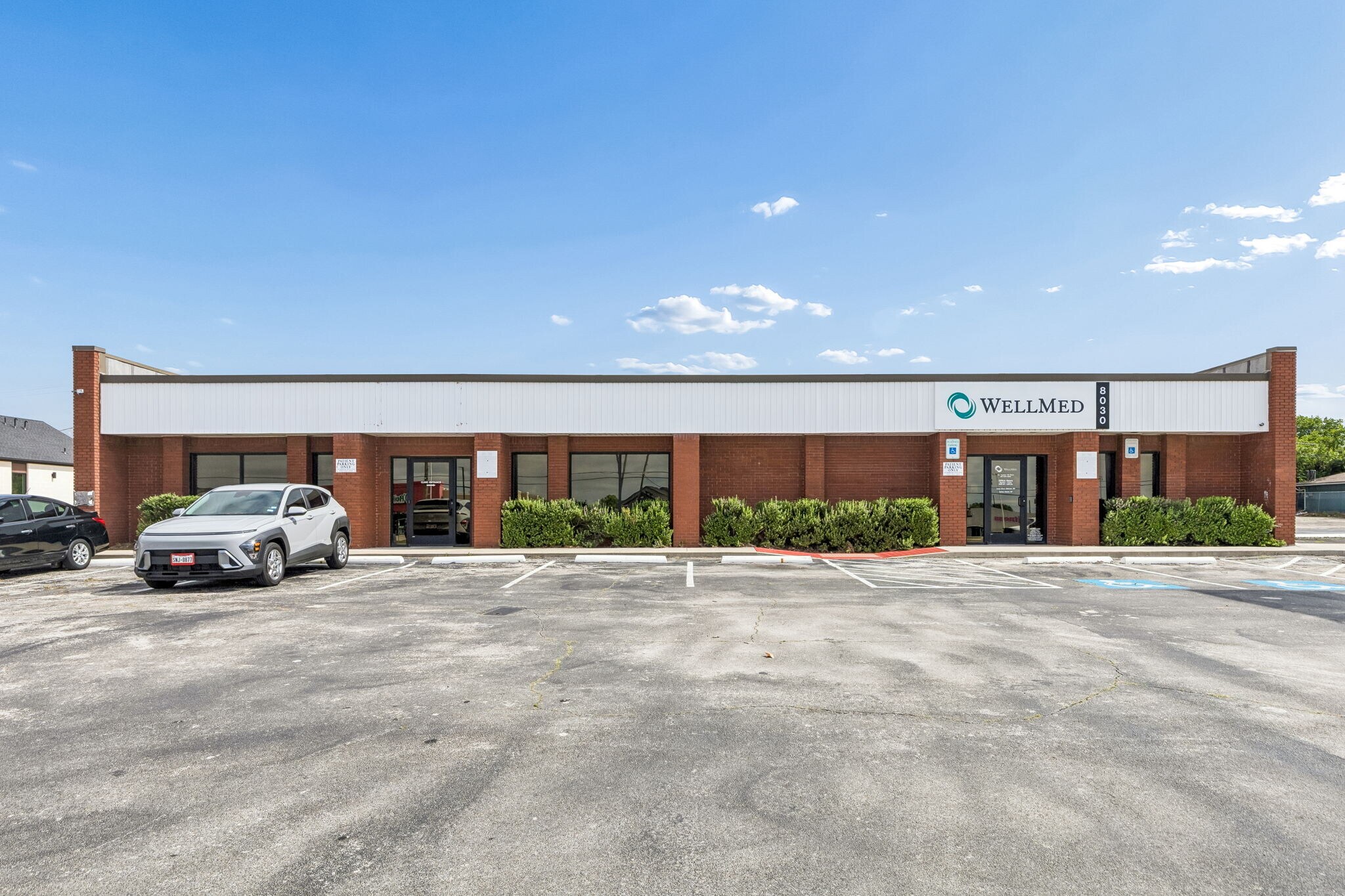8030 Camp Bowie West Blvd, Fort Worth, TX à vendre Photo de l’immeuble– Image 1 sur 15