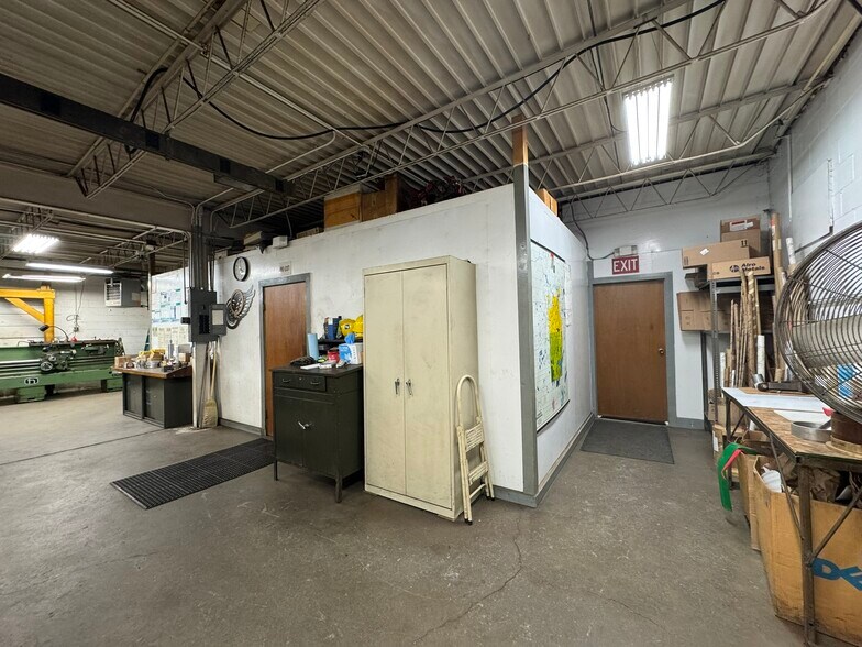 9854 M 89, Richland, MI à vendre - Photo de l’immeuble – Image 2 sur 19