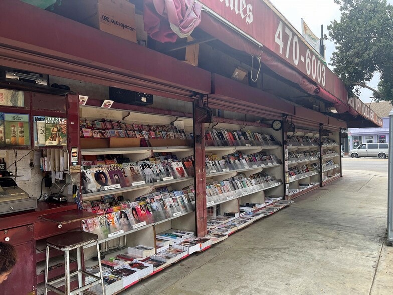 10595-10597 W Pico Blvd, Los Angeles, CA à louer - Photo de l’immeuble – Image 2 sur 8