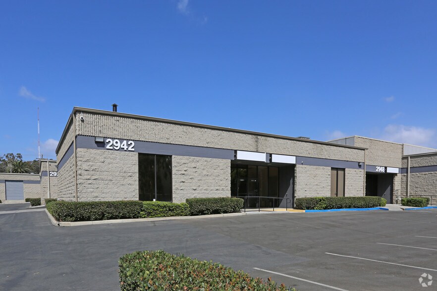 2942 Industry St, Oceanside, CA à louer - Photo de l’immeuble – Image 1 sur 4