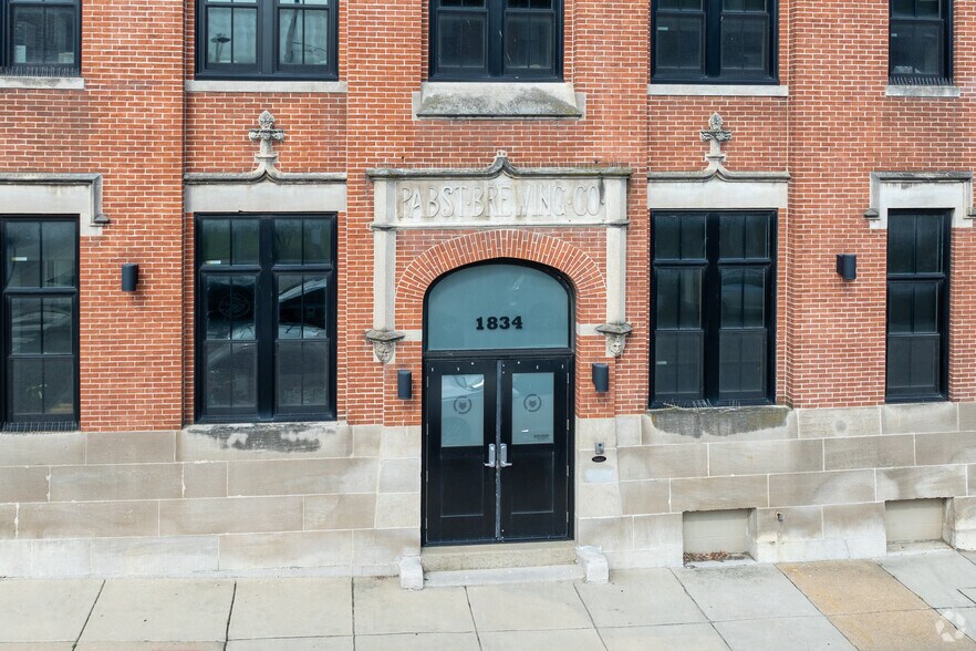 1834 S Charles St, Baltimore, MD à louer - Photo de l’immeuble – Image 2 sur 6