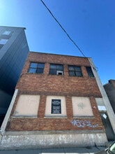 45 Cornelison Ave, Jersey City, NJ à louer Photo de l’immeuble– Image 1 sur 8