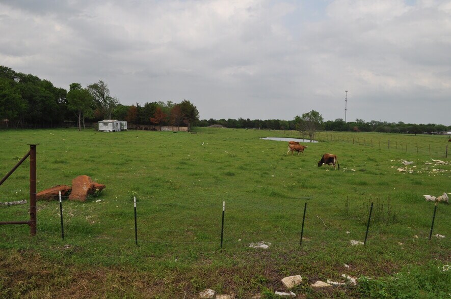 620 S Kaufman Rd, Seagoville, TX à vendre - Photo de l’immeuble – Image 1 sur 5