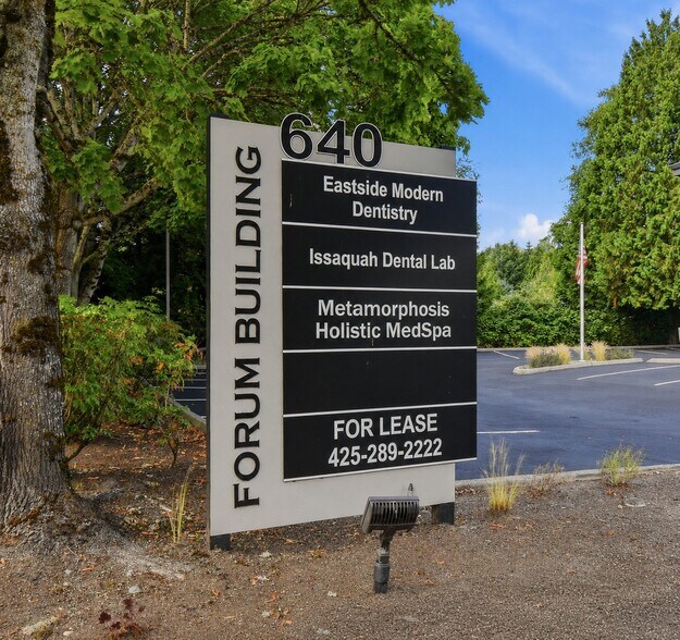 640 NW Gilman Blvd, Issaquah, WA à vendre - Photo de l’immeuble – Image 3 sur 8