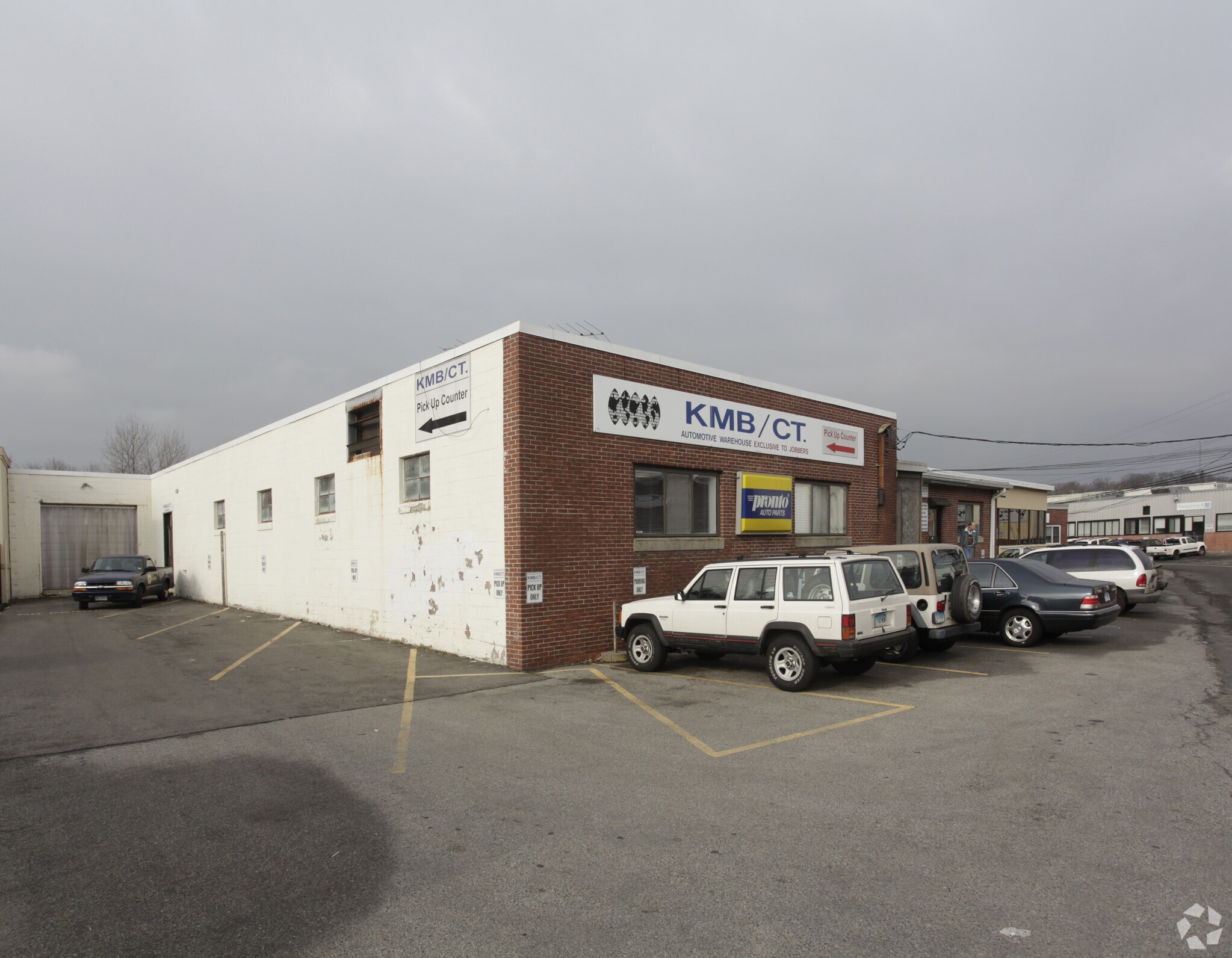 75 Research Dr, Stamford, CT à vendre Photo principale– Image 1 sur 19