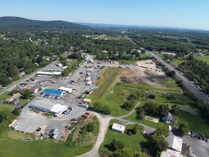 717 Range End Rd, Dillsburg, PA à louer Photo de l’immeuble– Image 1 sur 1