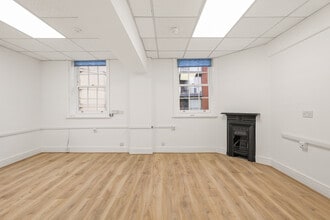 90 Central St, Londres à louer Photo intérieure– Image 2 sur 14