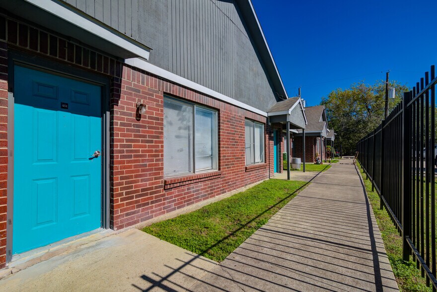 4107 Almeda Genoa Rd, Houston, TX à vendre - Photo de l’immeuble – Image 3 sur 20