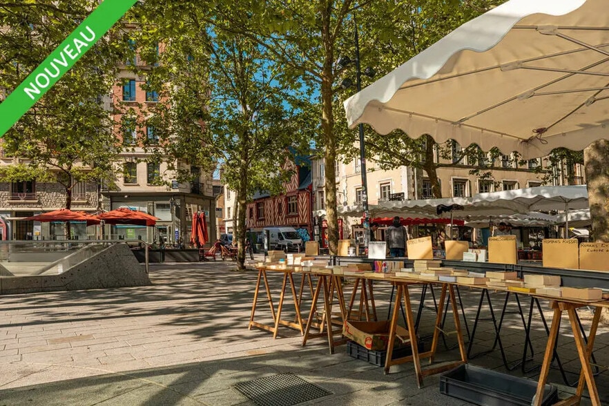 Local commercial dans Rennes à louer - Photo de l’immeuble – Image 1 sur 1