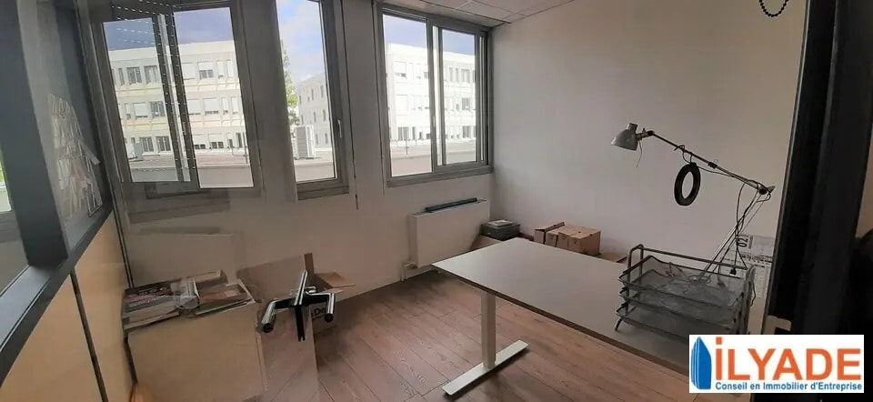485 Rue Marcelin Berthelot, Aix-en-Provence à vendre - Photo de l’immeuble – Image 2 sur 6