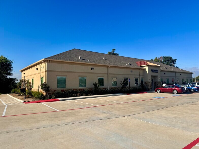19427 Champion Forest Dr, Spring, TX à vendre - Photo de l’immeuble – Image 3 sur 9