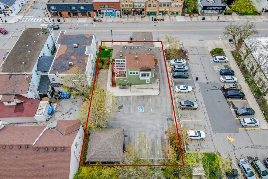 201 Queen St S, Mississauga, ON à vendre - Aérien – Image 3 sur 39
