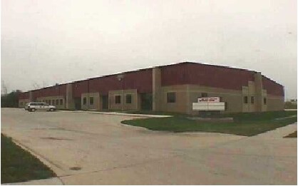 760 Kacena Dr, Hiawatha, IA à louer - Photo de l’immeuble – Image 2 sur 22