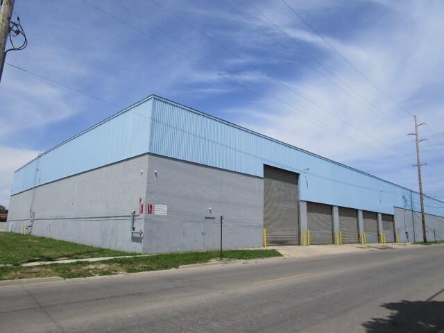 554 S Center St, Adrian, MI à louer Photo principale– Image 1 sur 15
