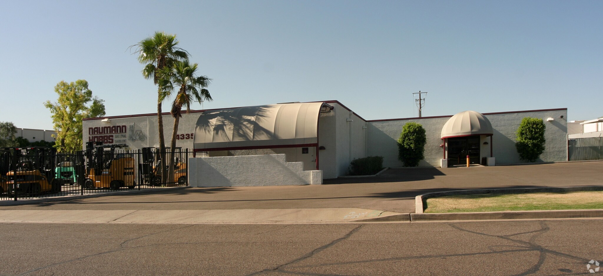 4335 E Wood St, Phoenix, AZ à vendre Photo principale– Image 1 sur 6