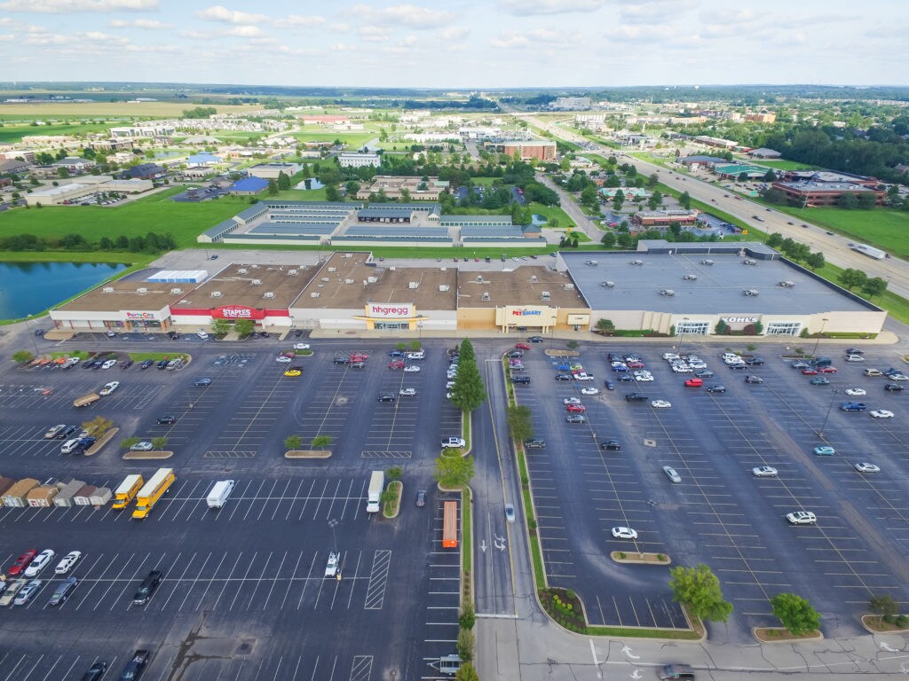 1-401 N Burkhardt Rd, Evansville, IN à louer Photo principale– Image 1 sur 11