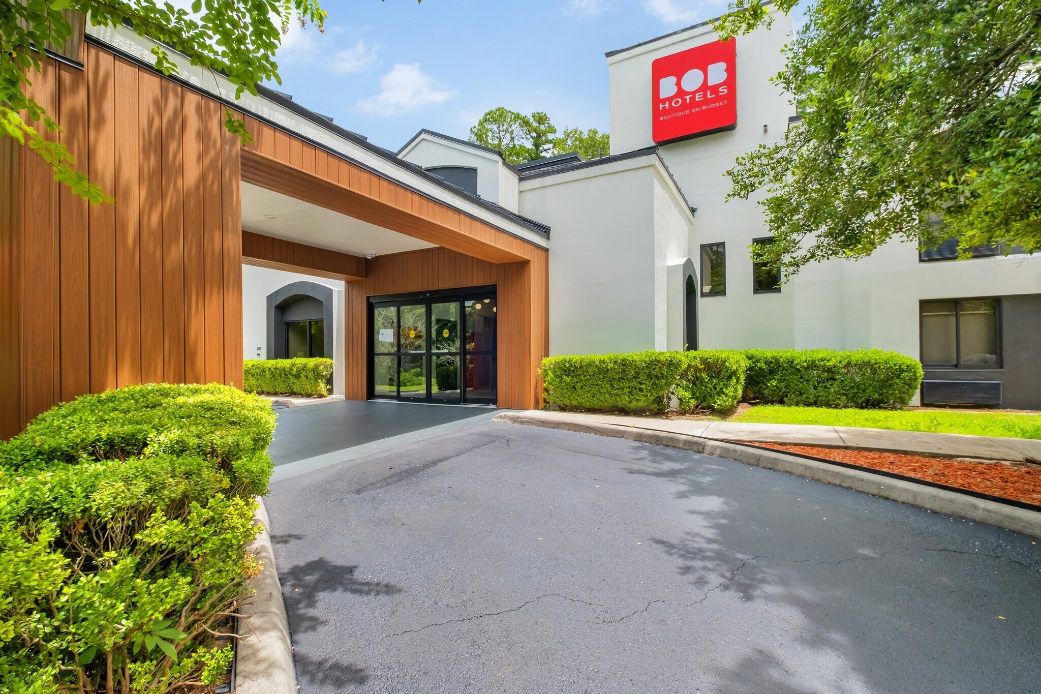 1695 Capital Cir NW, Tallahassee, FL à vendre Photo principale– Image 1 sur 25