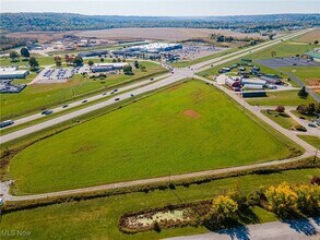 23900 Airport Rd, Coshocton, OH - VUE AÉRIENNE  vue de carte - Image1