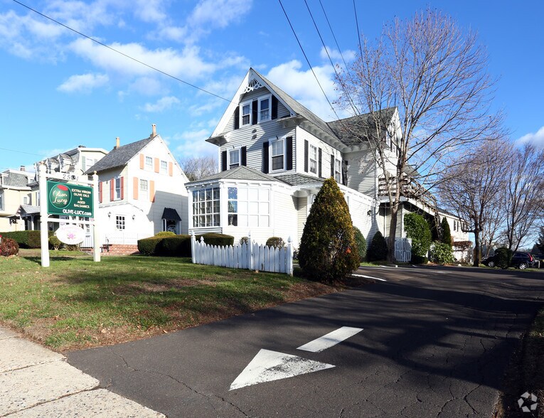 2531 Huntingdon Pike, Huntingdon Valley, PA à louer - Photo principale – Image 1 sur 3