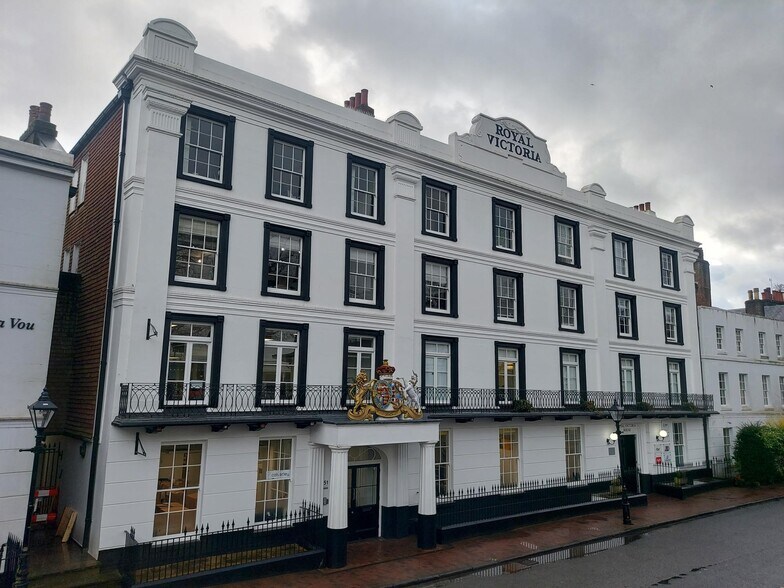 The Pantiles, Tunbridge Wells à louer - Photo de l’immeuble – Image 1 sur 20