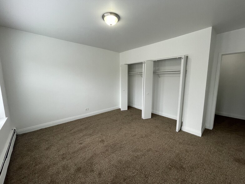 5100-5104 W Madison St, Chicago, IL à vendre - Photo de l’immeuble – Image 2 sur 9