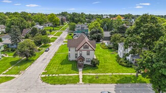 Plus de détails pour 1132 Main St, Grinnell, IA - Logement à vendre