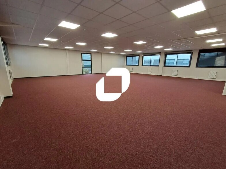 463 Rue Des Clauwiers, Seclin à louer - Photo de l’immeuble – Image 2 sur 9