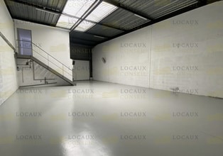 Industriel/Logistique dans Saint-Ouen-l'Aumône à louer Photo intérieure– Image 1 sur 5