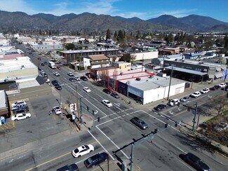 Plus de détails pour 783 SE 6th St, Grants Pass, OR - Local commercial à louer